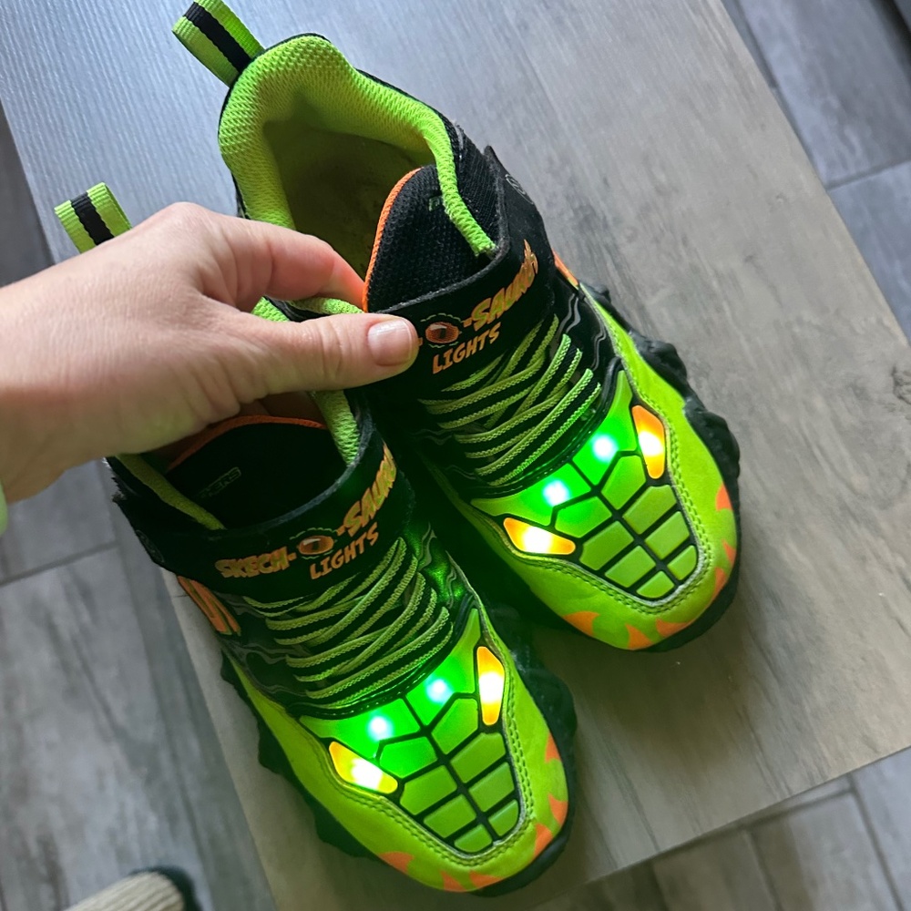 Skechers Boy's Skech-o-Saurus Lights Sneaker